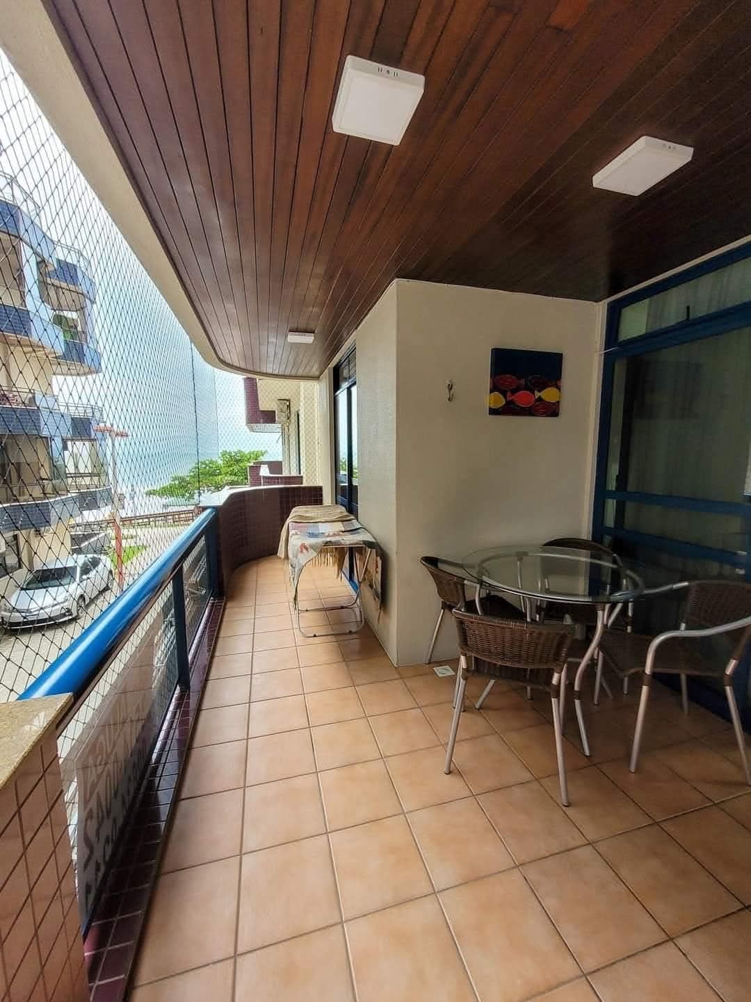 Apartamento à 20m do Mar em Meia Praia Itapema SC — foto 2
